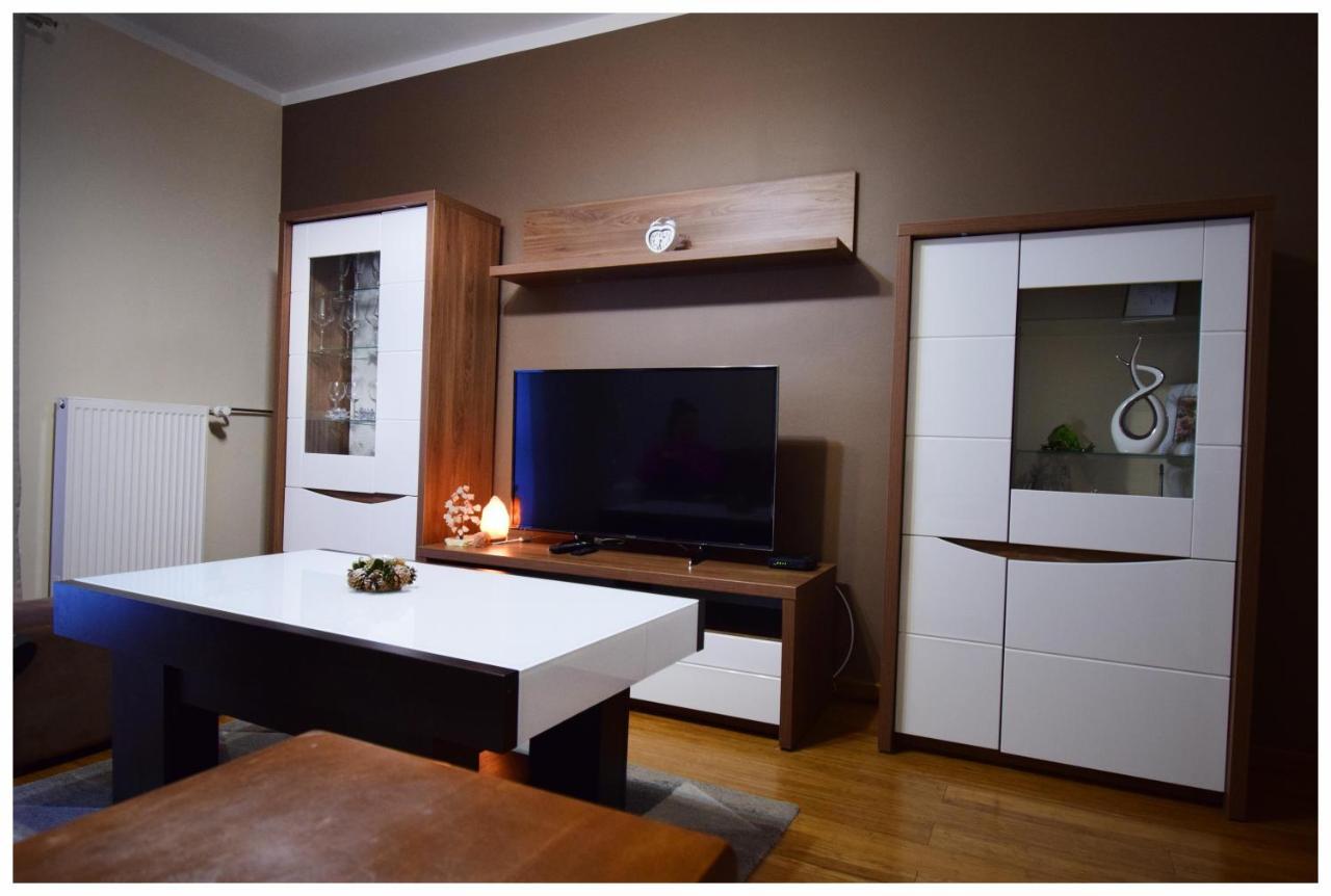 Color 24 Apartament IV Lejlighed Stalowa Wola Eksteriør billede