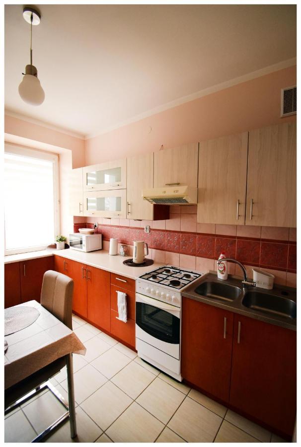Color 24 Apartament IV Lejlighed Stalowa Wola Eksteriør billede