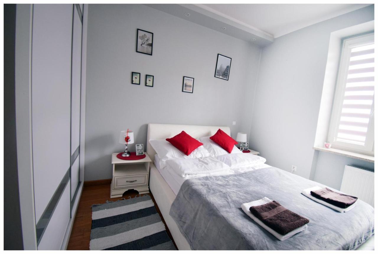 Color 24 Apartament IV Lejlighed Stalowa Wola Eksteriør billede